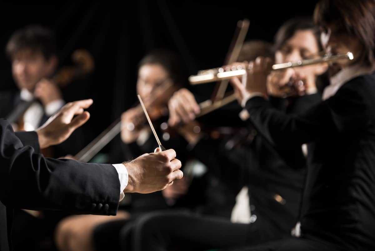 Conduct your 'orchestra' Network your systems Talk Retail